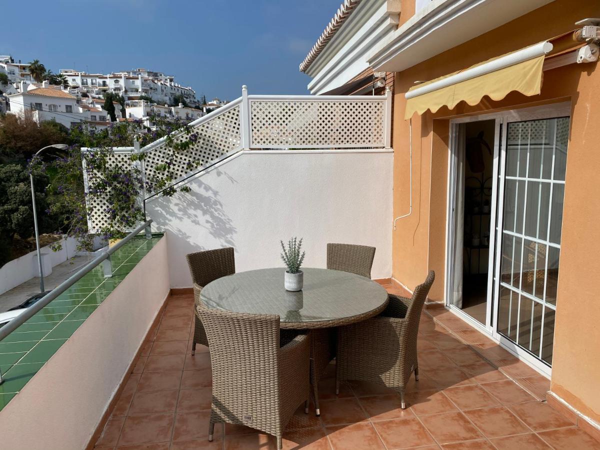 Playa Burriana Rubasol Nerja Apartment ภายนอก รูปภาพ